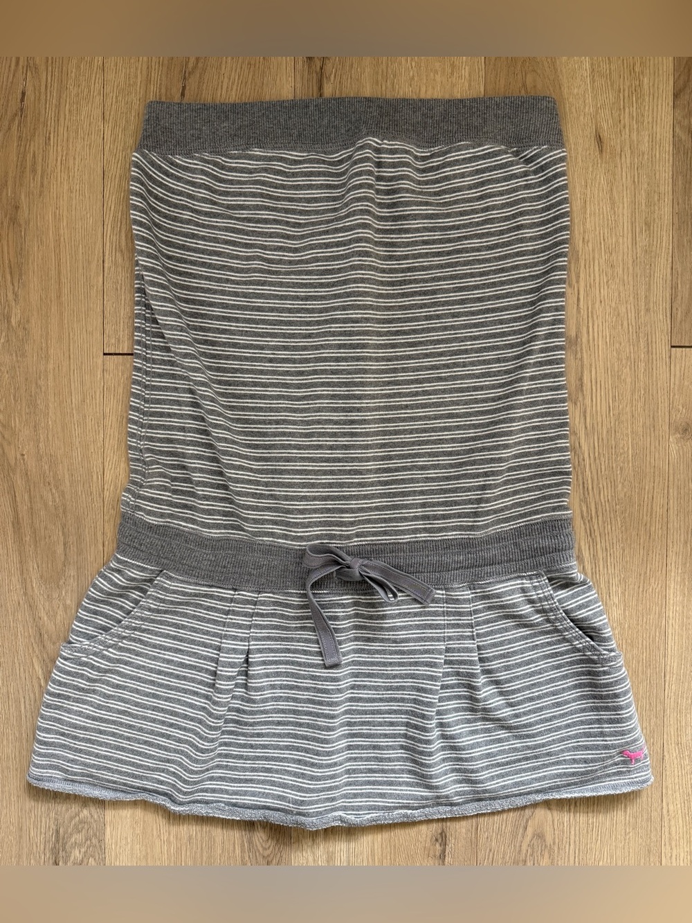 PINK Victoria's Secret Strapless Striped Dress Gray/White Pockets Sz Medium